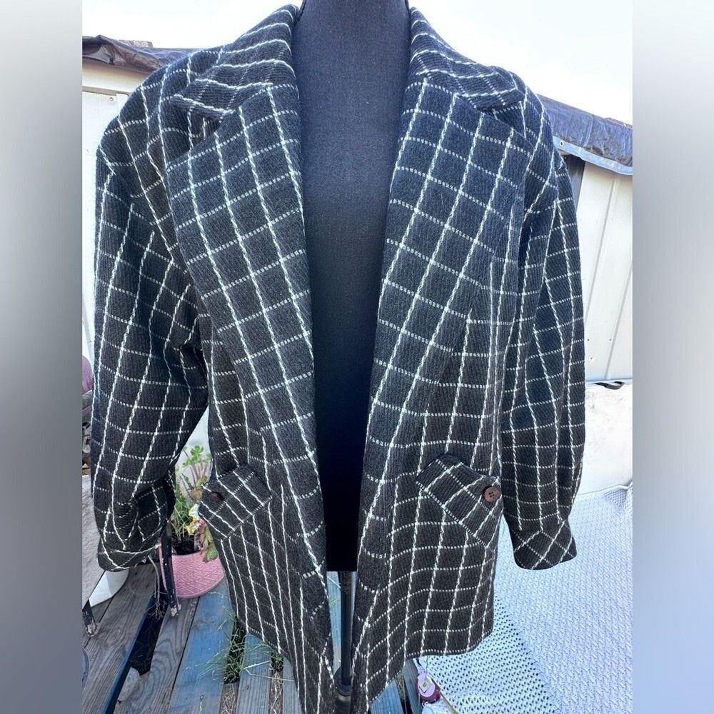 GEORGE MASKET LTD WOMENS BLAZER 100%wool size 6 Black and White Plaid